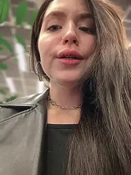 meow girl online show from 01/26/25, 11:06