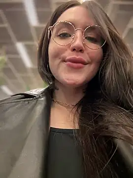 meow girl online show from 01/26/25, 02:08