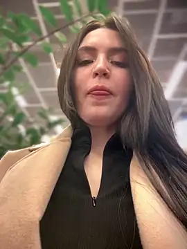 meow girl online show from 02/20/25, 10:27