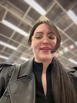 meow girl online show from 03/11/25, 11:55