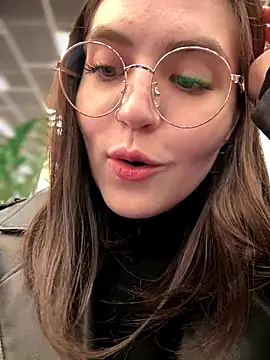 meow girl online show from 10/02/25, 03:41