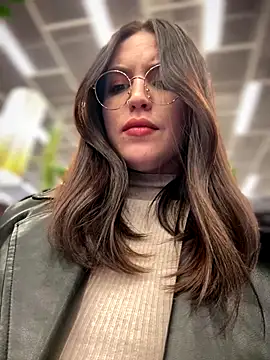 meow girl online show from 12/14/25, 05:07