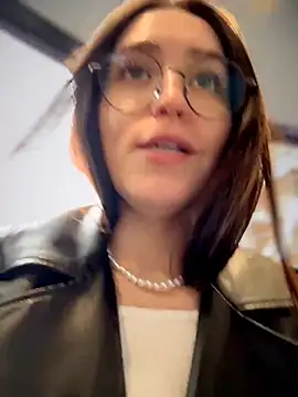 meow girl online show from 04/03/26, 09:29