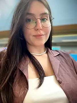 meow girl online show from 06/19/26, 11:03