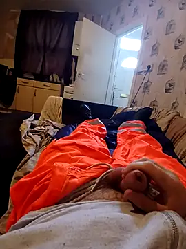 ADAMWILBY34 online show from 11/09/25, 08:45