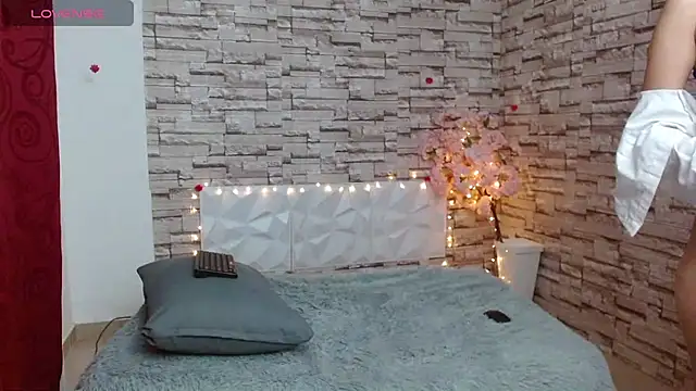 Snapshot of Vanse_lust chatting on 02/04/25, 05:10 Vanse lust online show from 02/04/25, 05:10