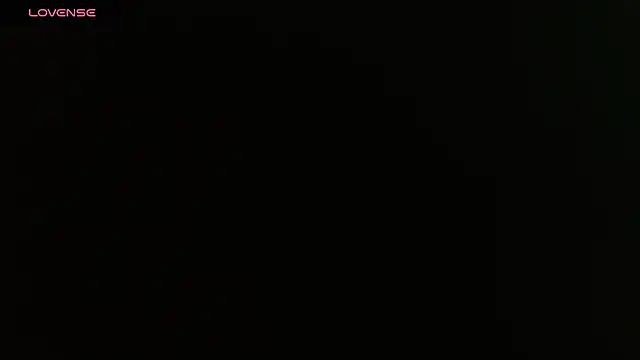 Snapshot of Vanse_lust chatting on 02/20/25, 02:40 Vanse lust online show from 02/20/25, 02:40