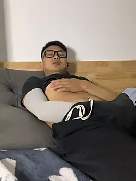 Snapshot of lixiaoshuai8 chatting on 03/06/25, 01:16 lixiaoshuai8 online show from 03/06/25, 01:16