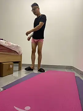 Snapshot of lixiaoshuai8 chatting on 03/13/25, 05:00 lixiaoshuai8 online show from 03/13/25, 05:00