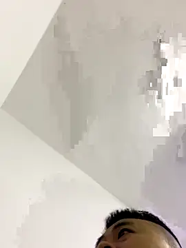 lixiaoshuai8 online show from 12/14/25, 02:44