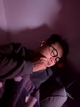 lixiaoshuai8 online show from 01/15/26, 04:00