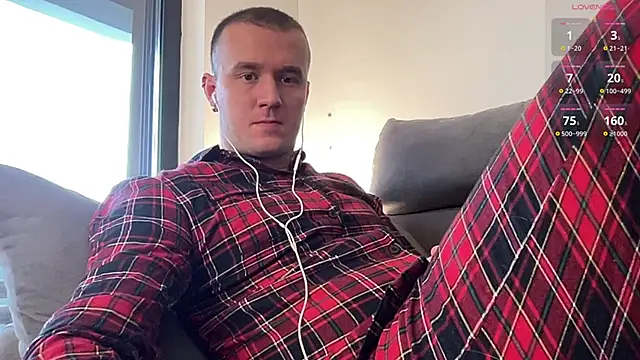 Snapshot of cute_mark chatting on 01/20/25, 09:13 cute mark online show from 01/20/25, 09:13