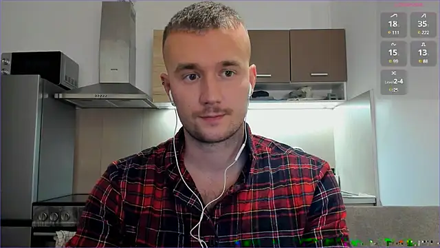 Snapshot of cute_mark chatting on 02/15/25, 09:04 cute mark online show from 02/15/25, 09:04