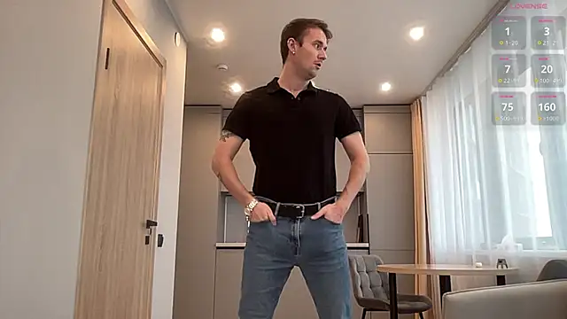 Snapshot of cute_mark chatting on 10/10/25, 10:58 cute mark online show from 10/10/25, 10:58