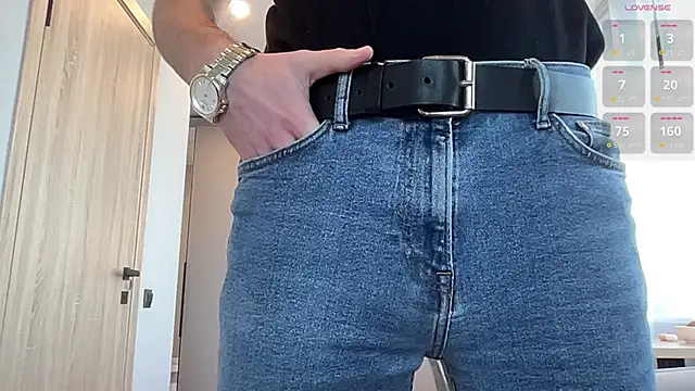 Snapshot of cute_mark chatting on 10/12/25, 05:50 cute mark online show from 10/12/25, 05:50