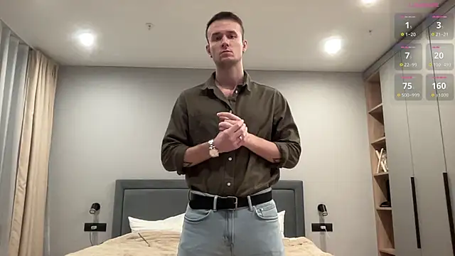 Snapshot of cute_mark chatting on 11/11/25, 05:02 cute mark online show from 11/11/25, 05:02