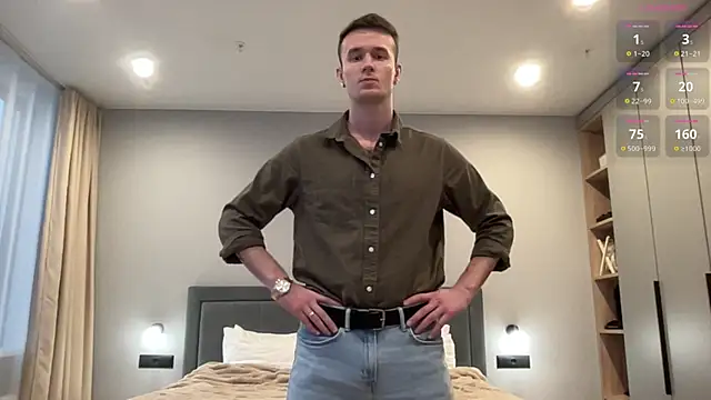 Snapshot of cute_mark chatting on 11/12/25, 01:33 cute mark online show from 11/12/25, 01:33