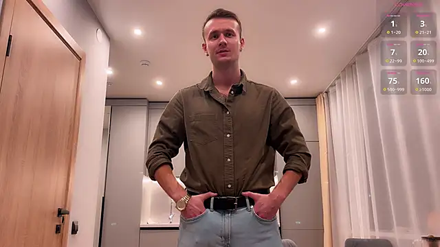 Snapshot of cute_mark chatting on 11/14/25, 07:23 cute mark online show from 11/14/25, 07:23