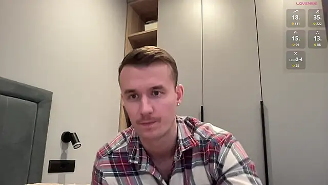 Snapshot of cute_mark chatting on 12/02/25, 12:54 cute mark online show from 12/02/25, 12:54