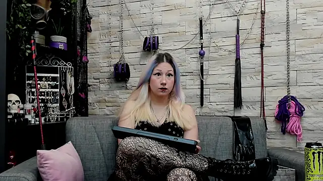 CruelMistress online show from 12/15/25, 12:48