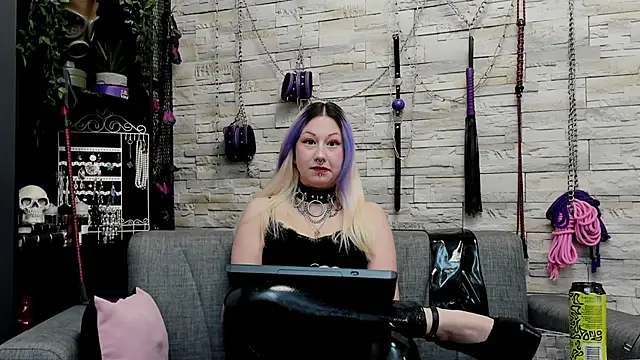 CruelMistress online show from 01/06/26, 01:09