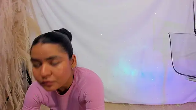 HayamiKioto online show from 09/11/25, 01:22