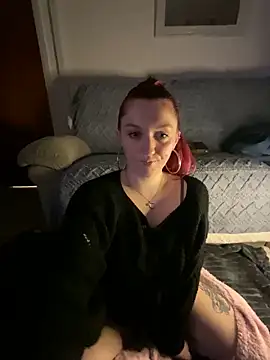 Snapshot of Stoner_BarbieXX chatting on 01/02/25, 10:22 Stoner BarbieXX online show from 01/02/25, 10:22