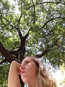 Snapshot of Public_Katrisha chatting on 01/15/25, 02:02 Public Katrisha online show from 01/15/25, 02:02