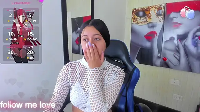 Snapshot of zoe_connor19 chatting on 11/17/25, 08:03 zoe connor19 online show from 11/17/25, 08:03