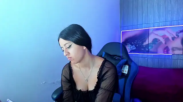 zoe connor19 online show from 02/03/26, 07:52