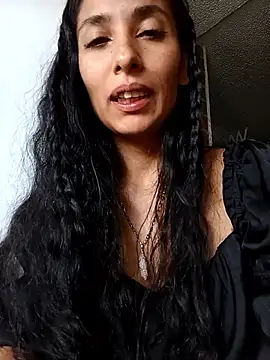 chloewildd  online show from 01/17/26, 02:11