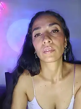Snapshot of chloewildd_ chatting on 05/31/26, 12:08 chloewildd online show from 05/31/26, 12:08