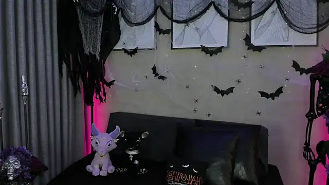 Morgan Hilll  online show from 10/25/25, 11:51