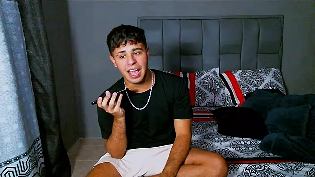 beautiful james online show from 01/30/25, 03:11