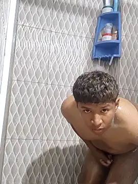 Tu papi 69  online show from 09/25/25, 10:13