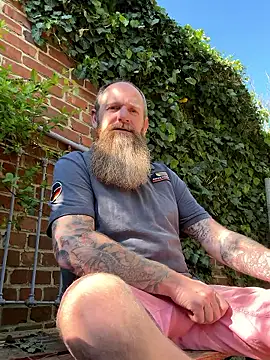 Ice mannHH online show from 04/22/26, 02:29