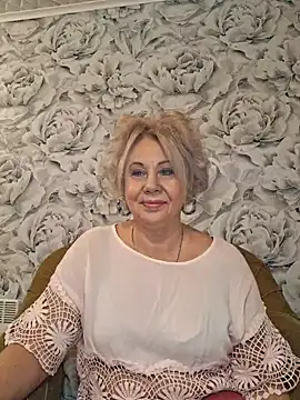 Snapshot of PALETT chatting on 12/07/24, 01:07 PALETT online show from 12/07/24, 01:07