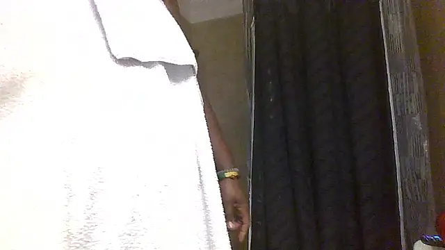 Snapshot of BigBossaNova69 chatting on 01/07/26, 05:48 BigBossaNova69 online show from 01/07/26, 05:48