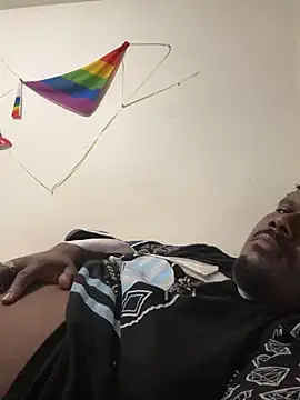 Snapshot of BigBossaNova69 chatting on 02/02/26, 11:20 BigBossaNova69 online show from 02/02/26, 11:20