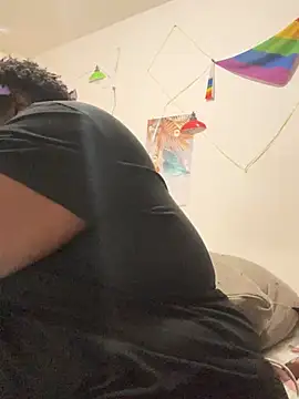 Snapshot of BigBossaNova69 chatting on 03/02/26, 09:27 BigBossaNova69 online show from 03/02/26, 09:27