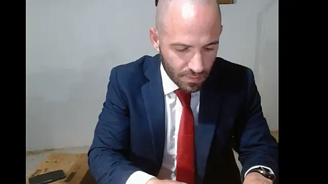 Snapshot of TheNakedPreacher chatting on 12/18/24, 09:14 TheNakedPreacher online show from 12/18/24, 09:14