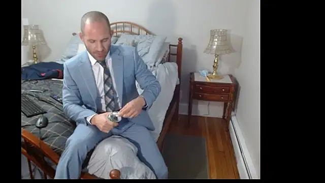 Snapshot of TheNakedPreacher chatting on 11/26/25, 01:01 TheNakedPreacher online show from 11/26/25, 01:01