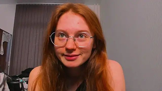 Snapshot of Fire_Luna chatting on 12/06/24, 09:32 Fire Luna online show from 12/06/24, 09:32