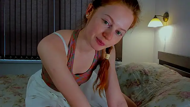 Snapshot of Fire_Luna chatting on 12/26/24, 10:05 Fire Luna online show from 12/26/24, 10:05