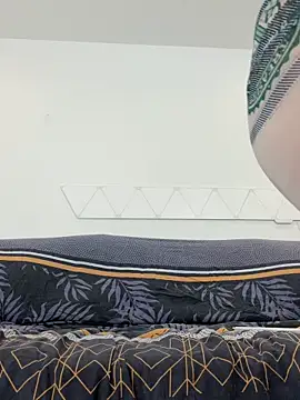 Snapshot of lenalux chatting on 10/06/25, 12:24 lenalux online show from 10/06/25, 12:24