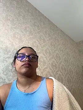 Snapshot of angela_angels_ chatting on 01/06/25, 11:29 angela angels online show from 01/06/25, 11:29