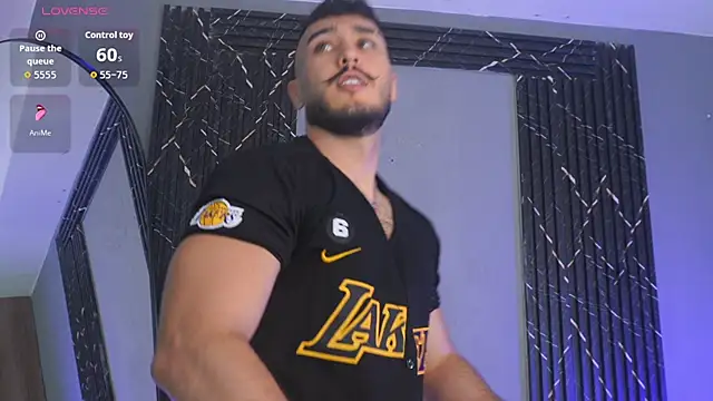 Snapshot of Zionmattis chatting on 11/15/25, 10:48 Zionmattis online show from 11/15/25, 10:48