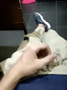 Juliano69xv online show from 10/16/25, 11:39