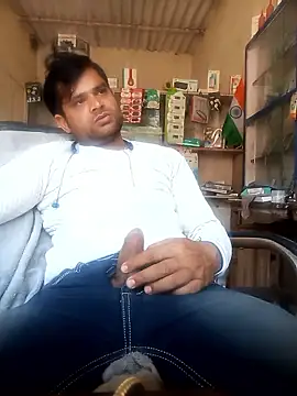 Snapshot of Priynkarani chatting on 01/13/26, 06:08 Priynkarani online show from 01/13/26, 06:08