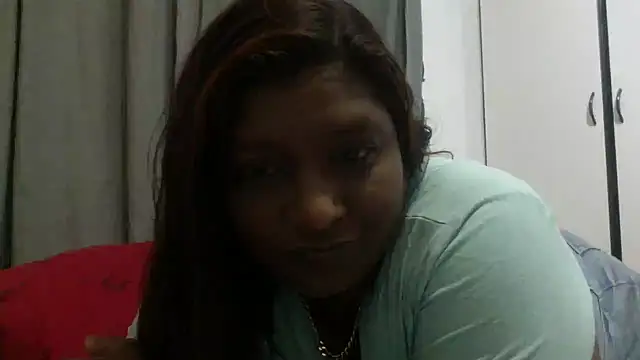 Snapshot of INDIANSIN2 chatting on 02/07/25, 07:06 INDIANSIN2 online show from 02/07/25, 07:06